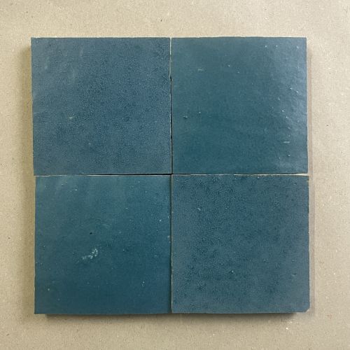 originalne-marocke-zellige-petrolejovo-modre-z112